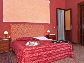 Guest house Palazzo Lion Morosini - Check In Presso Ai Santi Apostoli